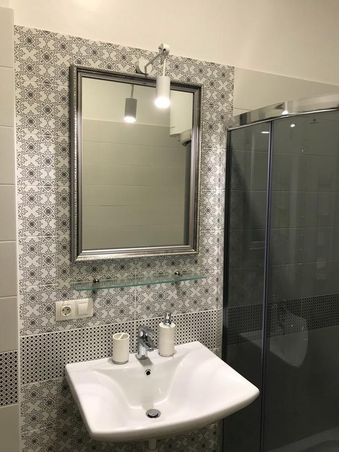 Apartment リヴィウ エクステリア 写真