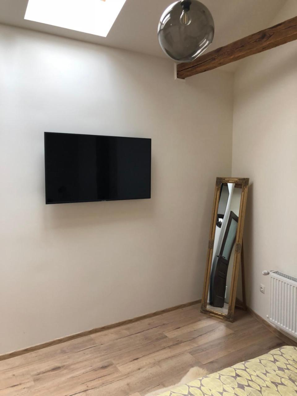 Apartment リヴィウ エクステリア 写真